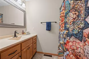 111 Morningside Dr NE, Hutchinson, MN 55350 - Photo 11
