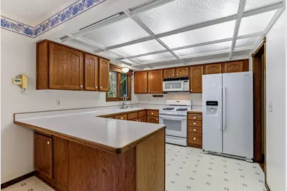 10448 106th Place N, Maple Grove, MN 55369 - Photo 5