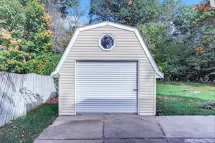 10448 106th Pl N, Maple Grove, MN 55369 - Photo 11