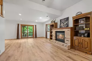 13306 Ellice Ct, Apple Valley, MN 55124 - Photo 39