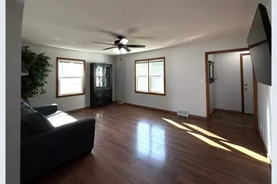 109 1/2 4th Street SW, New Prague, MN 56071 - Photo 3