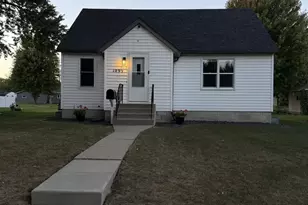 109 1/2 4th St SW, New Prague, MN 56071 - Photo 1