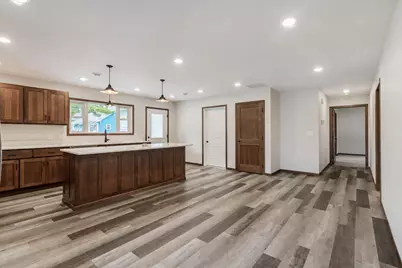 122 Cox Avenue SW, Madelia, MN 56062 - Photo 9