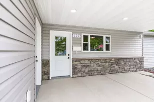 122 Cox Ave SW, Madelia, MN 56062 - Photo 3