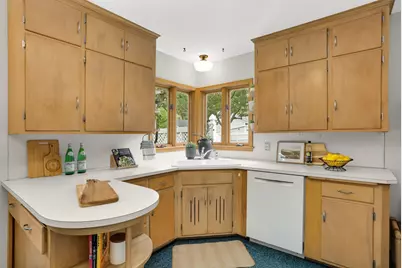 1859 Saunders Avenue, Saint Paul, MN 55116 - Photo 9