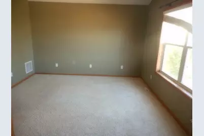 4915 Olive Lane N, Plymouth, MN 55446 - Photo 11