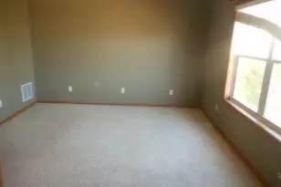 4915 Olive Ln N, Plymouth, MN 55446 - Photo 11