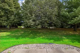 7929 Barrymore Ln, Woodbury, MN 55125 - Photo 35