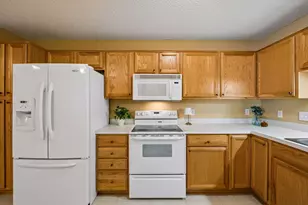 7929 Barrymore Ln, Woodbury, MN 55125 - Photo 11