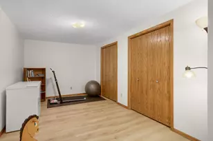 3266 Rolling Hills Dr, Eagan, MN 55121 - Photo 25