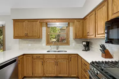 3266 Rolling Hills Drive, Eagan, MN 55121 - Photo 5
