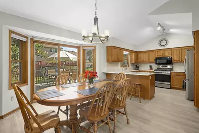 3266 Rolling Hills Drive, Eagan, MN 55121 - Photo 7