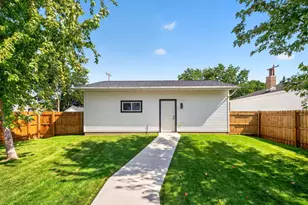 514 N Prairie St, Lake City, MN 55041 - Photo 15