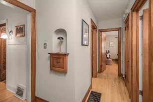 1084 Bradley St, Saint Paul, MN 55130 - Photo 13