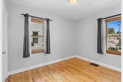 1119 Van Buren Avenue, Saint Paul, MN 55104 - Photo 9