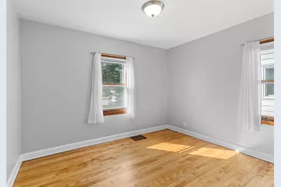 1119 Van Buren Avenue, Saint Paul, MN 55104 - Photo 11