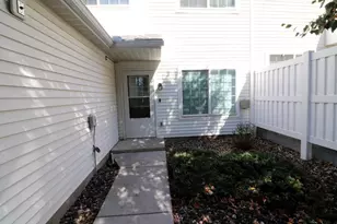15744 Flackwood Ave, Apple Valley, MN 55124 - Photo 5