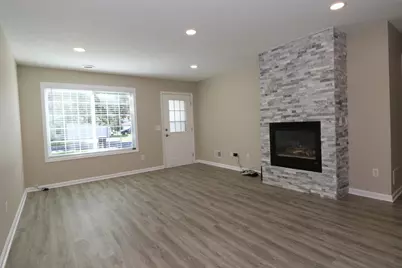 15744 Flackwood Avenue #152, Apple Valley, MN 55124 - Photo 7
