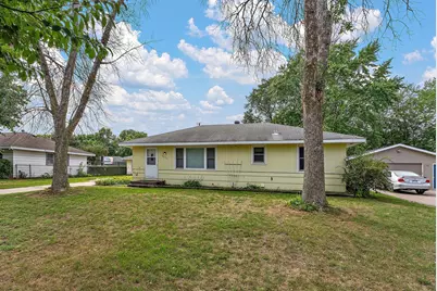 8820 Greenway Avenue S, Cottage Grove, MN 55016 - Photo 3