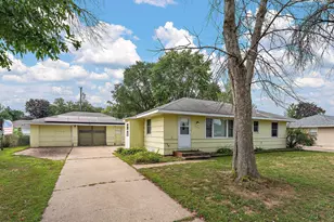 8820 Greenway Ave S, Cottage Grove, MN 55016 - Photo 3