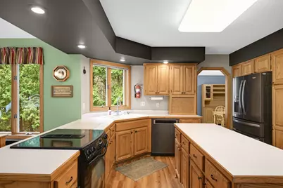 2152 15th Avenue E, North Saint Paul, MN 55109 - Photo 9