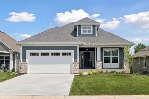 4742 Lawndale Ct N, Plymouth, MN 55446 - Photo 3