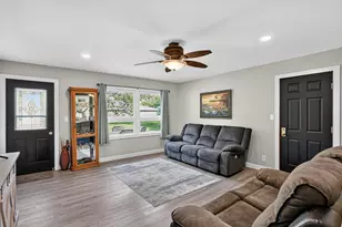 219 S Dayton Ave, Parkers Prairie, MN 56361 - Photo 7