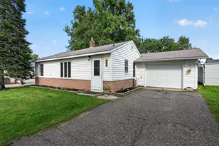 219 S Dayton Ave, Parkers Prairie, MN 56361 - Photo 27