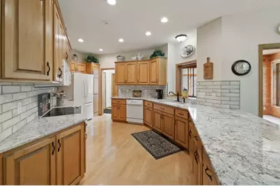 11021 Timberline Drive N, Champlin, MN 55316 - Photo 5