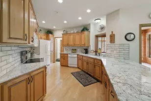 11021 Timberline Dr N, Champlin, MN 55316 - Photo 5