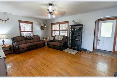 548 W Hudson Street, Mondovi, WI 54755 - Photo 9