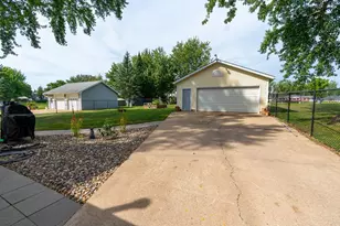 548 W Hudson St, Mondovi, WI 54755 - Photo 35
