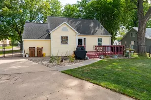 548 W Hudson St, Mondovi, WI 54755 - Photo 37