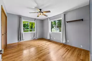 1370 Valleyview Rd, Chaska, MN 55318 - Photo 13