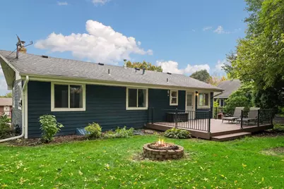 1370 Valley View Road, Chaska, MN 55318 - Photo 23