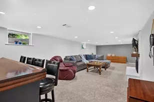 2451 Sheldon St, Roseville, MN 55113 - Photo 29