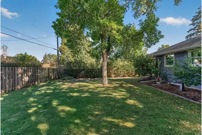 2451 Sheldon Street, Roseville, MN 55113 - Photo 41
