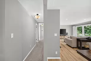 2451 Sheldon St, Roseville, MN 55113 - Photo 13