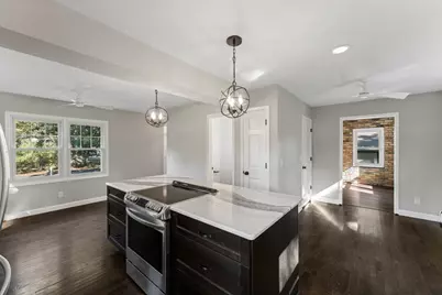 928 Griffin Avenue, Mahtomedi, MN 55115 - Photo 7