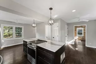 928 Griffin Ave, Mahtomedi, MN 55115 - Photo 7