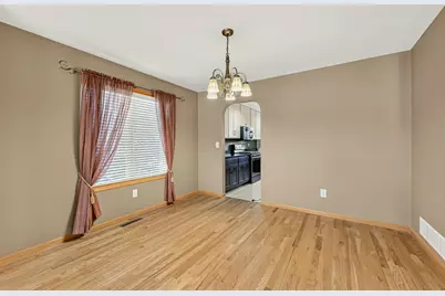 1505 Glendale Hills Drive NE, Rochester, MN 55906 - Photo 7