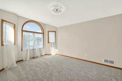 1505 Glendale Hills Drive NE, Rochester, MN 55906 - Photo 23
