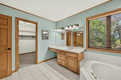 1505 Glendale Hills Drive NE, Rochester, MN 55906 - Photo 21