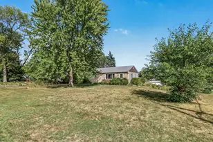 3004 Bellaire Ave, Maplewood, MN 55109 - Photo 1