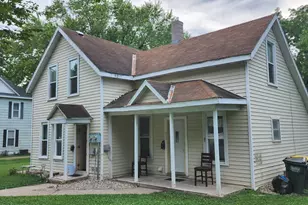 412 3rd St SE, Willmar, MN 56201 - Photo 1