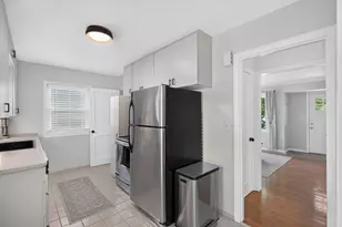 2705 Georgia Ave S, Saint Louis Park, MN 55426 - Photo 9