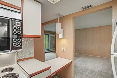 2680 Oxford Street N #107, Roseville, MN 55113 - Photo 17