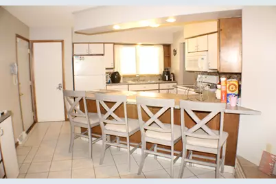 421 Dale Avenue, Moorhead, MN 56560 - Photo 3