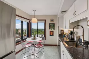 2950 Dean Pkwy, Minneapolis, MN 55416 - Photo 35