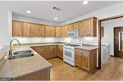 1585 Dodd Road #302, Mendota Heights, MN 55118 - Photo 23